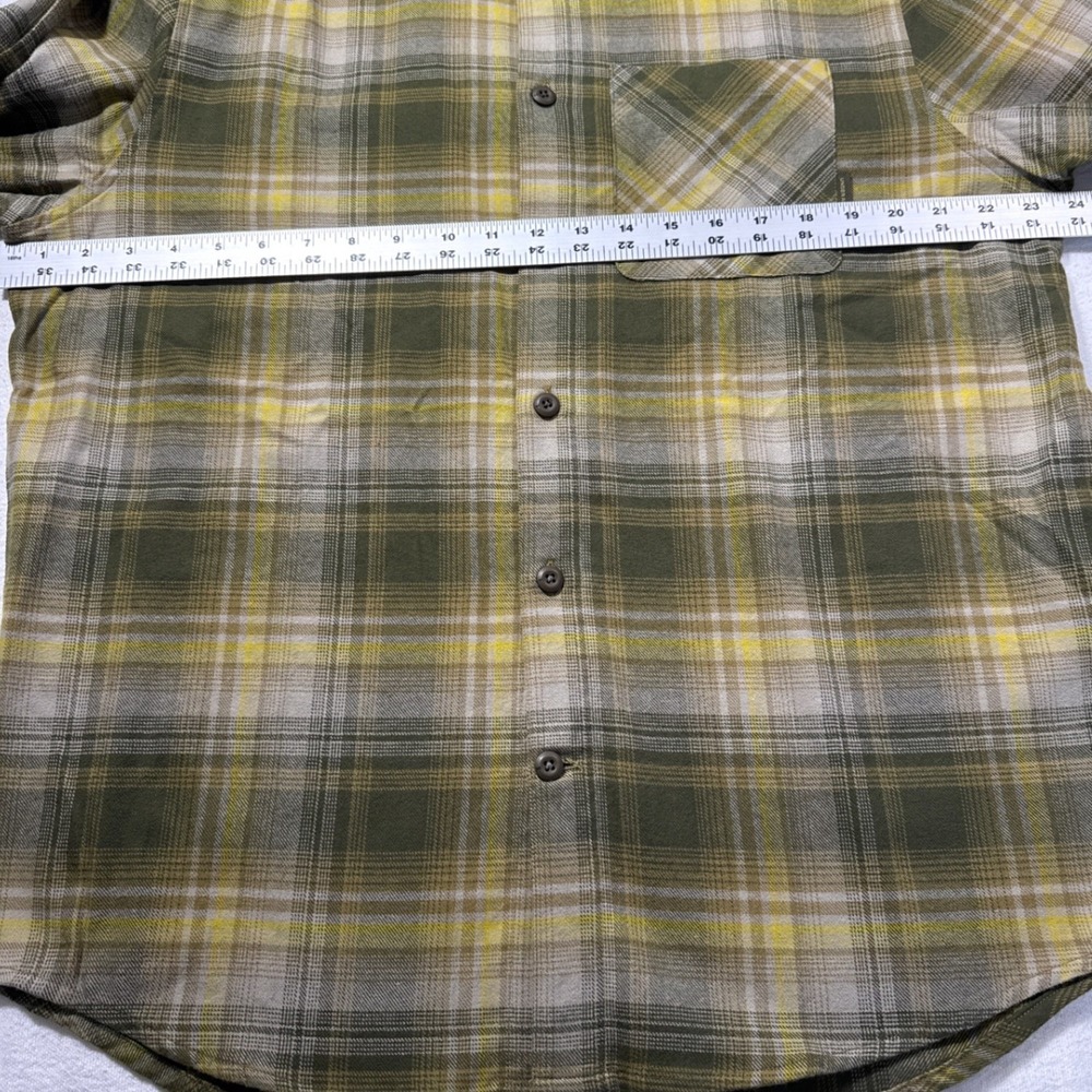 Under Armour Mens Flannel Shirt Large Green Yellow Plaid Long Sleeve Loose Fit - Picture 5 of 7